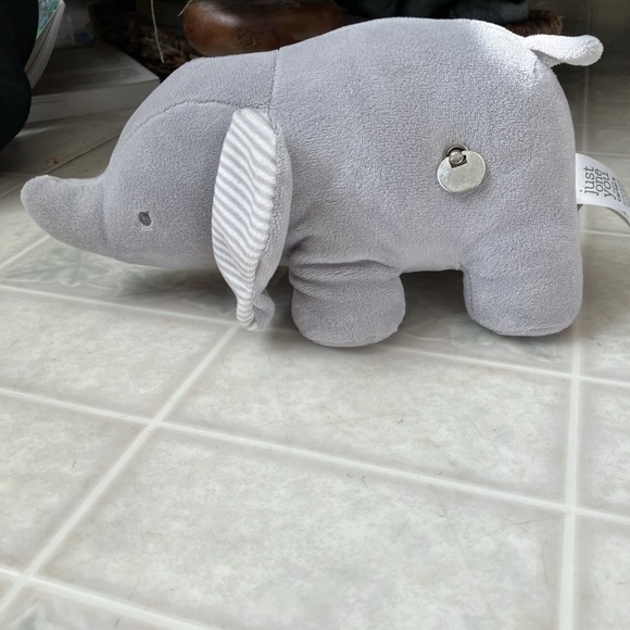 Carter's Other - Carter's Child of Mine Elephant Plush Toy Wind Up‎ Musical Rock a Bye Baby